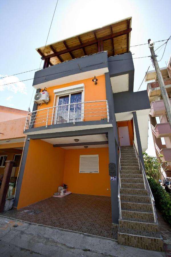 Vukcevic Apartment Bar