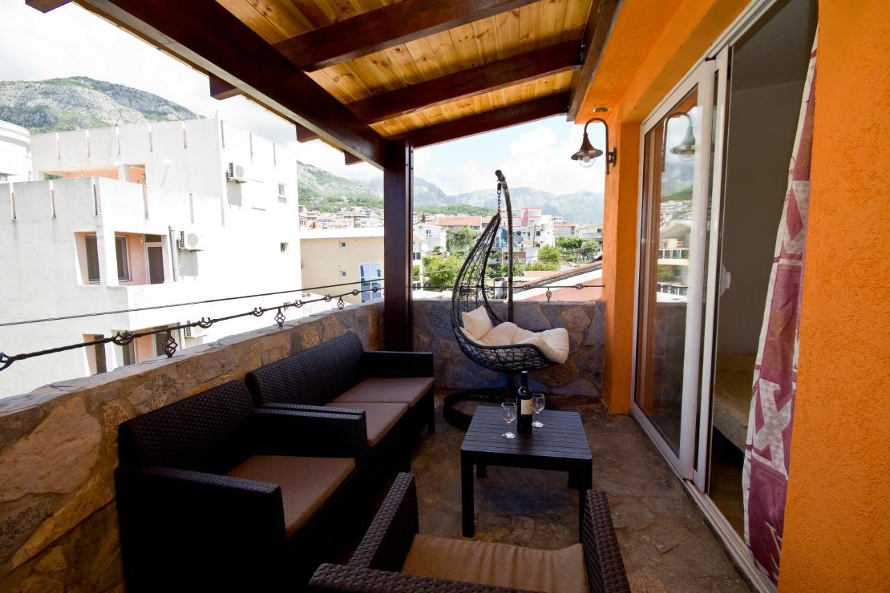 Vukcevic Bar